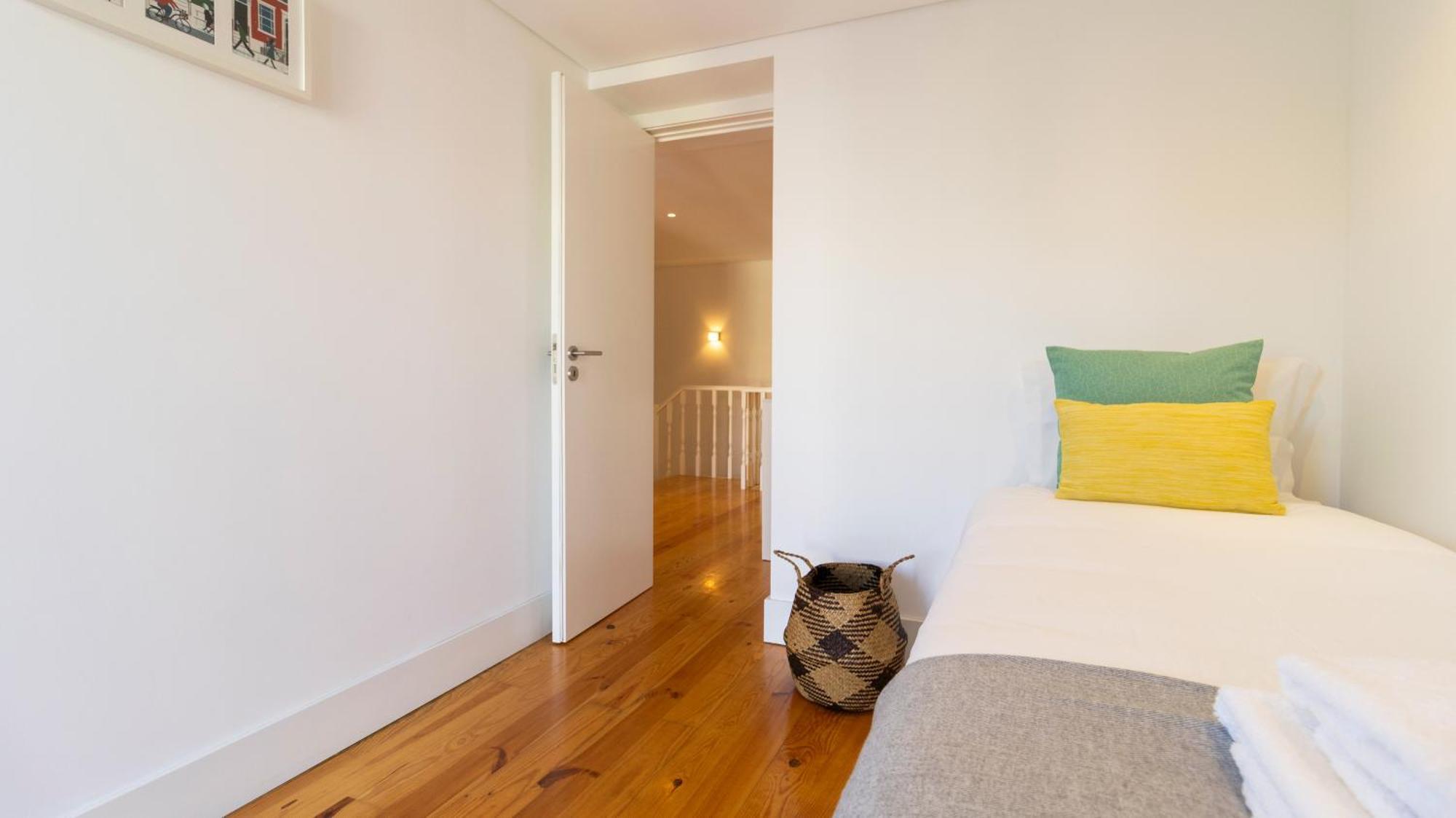 City Center Duplex W Patio By Lovelystay ポルト エクステリア 写真